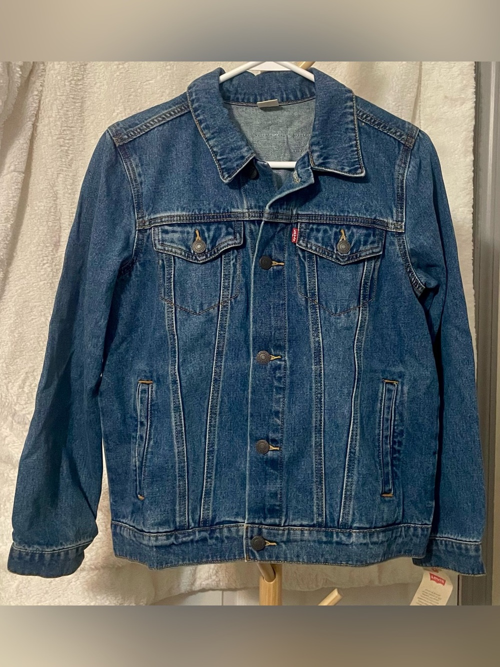NWT Levi's Dark Blue Denim Jacket American Flag On Back